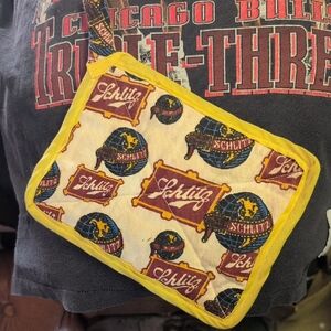 Vintage Schlitz beer oven mitt